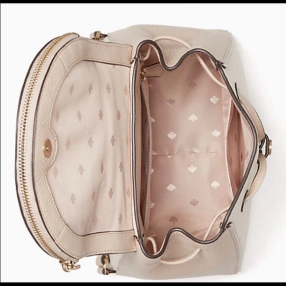 ♠️ kate spade ♠️ Leila Colorblock Pebbled Leather Medium Flap Backpack, Beige - Picture 4 of 9